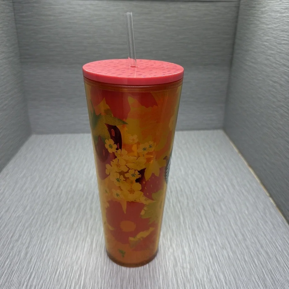Starbucks‎ Strawberry Fields Floral Cold Cup Tumbler Venti 24oz Summer 2022